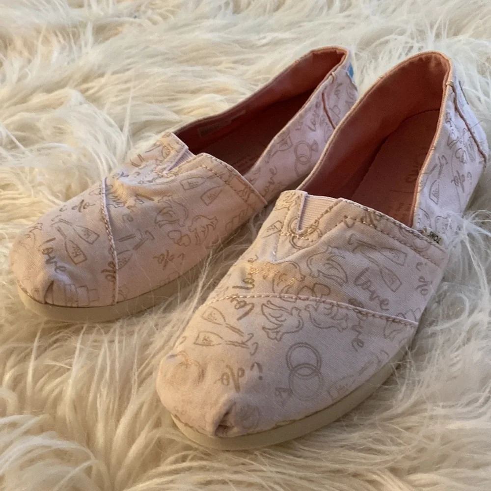 TOMS canvas espadrille